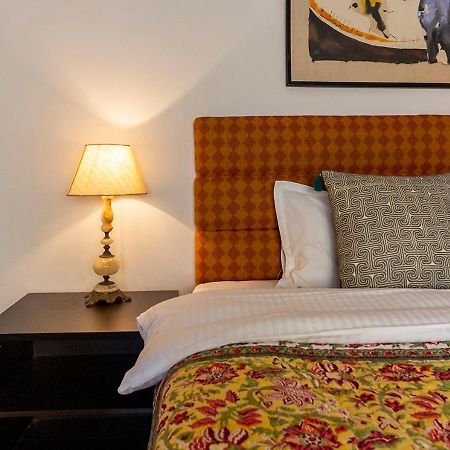 Neelam Bed & Breakfast 콜카타 외부 사진